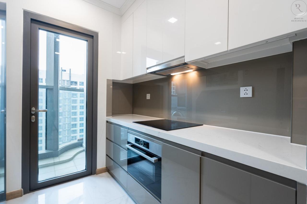 Landmark 81 - Royal Residence Ho Chi Minh City Exterior photo