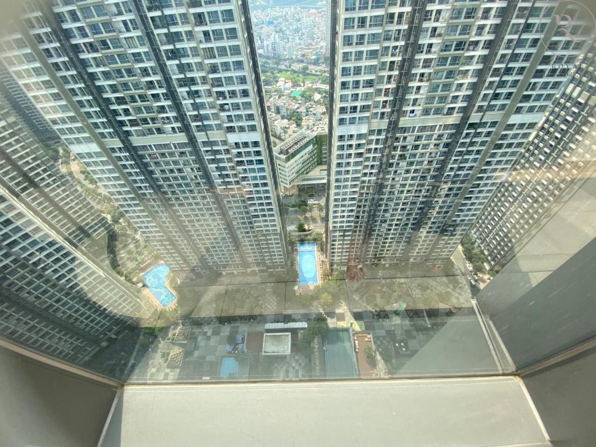 Landmark 81 - Royal Residence Ho Chi Minh City Exterior photo