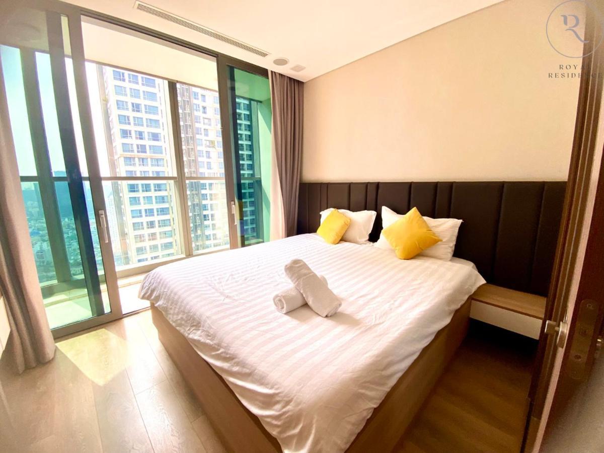 Landmark 81 - Royal Residence Ho Chi Minh City Exterior photo